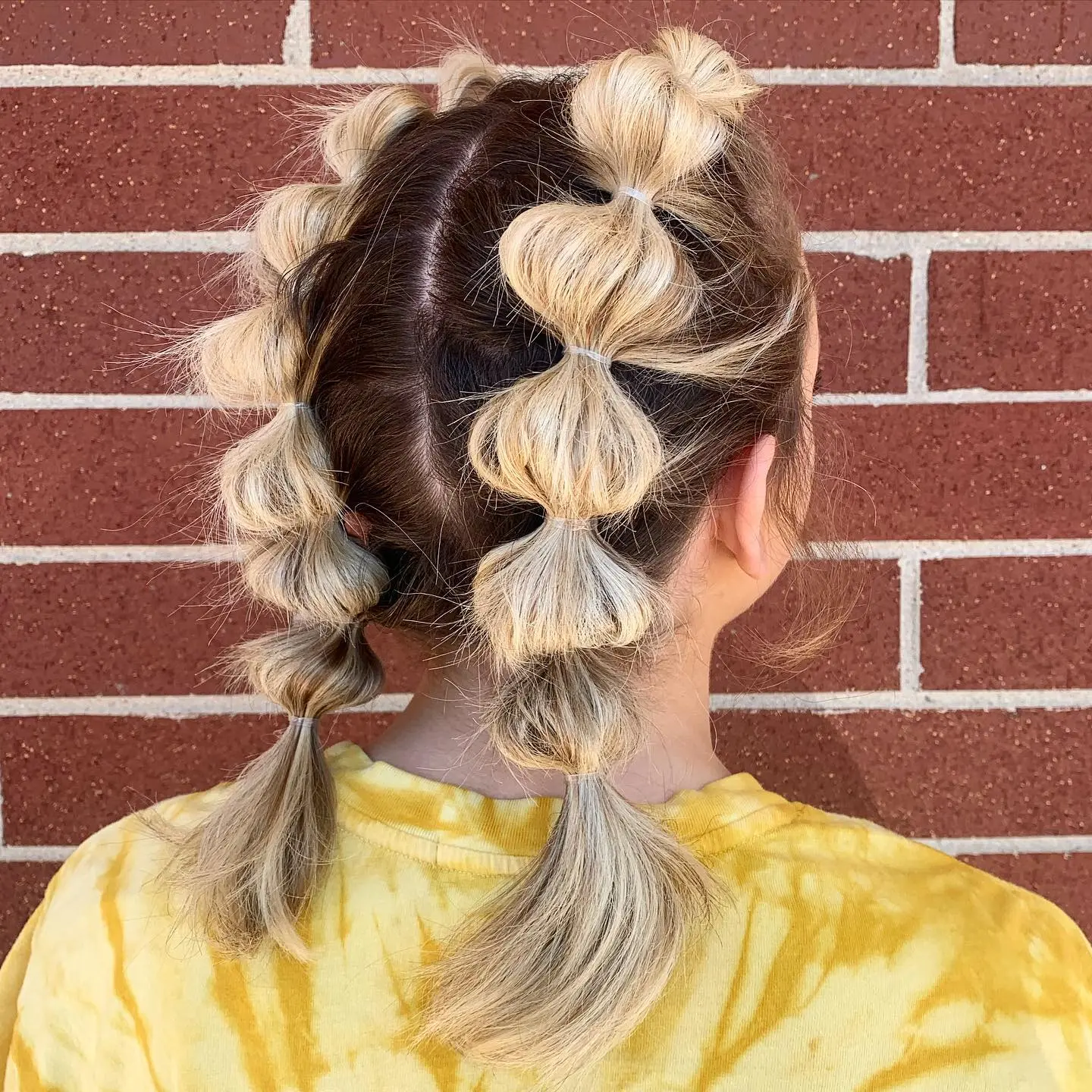 Shaggy bob with a bubble braid