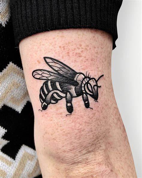 30 Bee Tattoo Ideas for Good Luck, and Prosperity Top Beauty Magazines