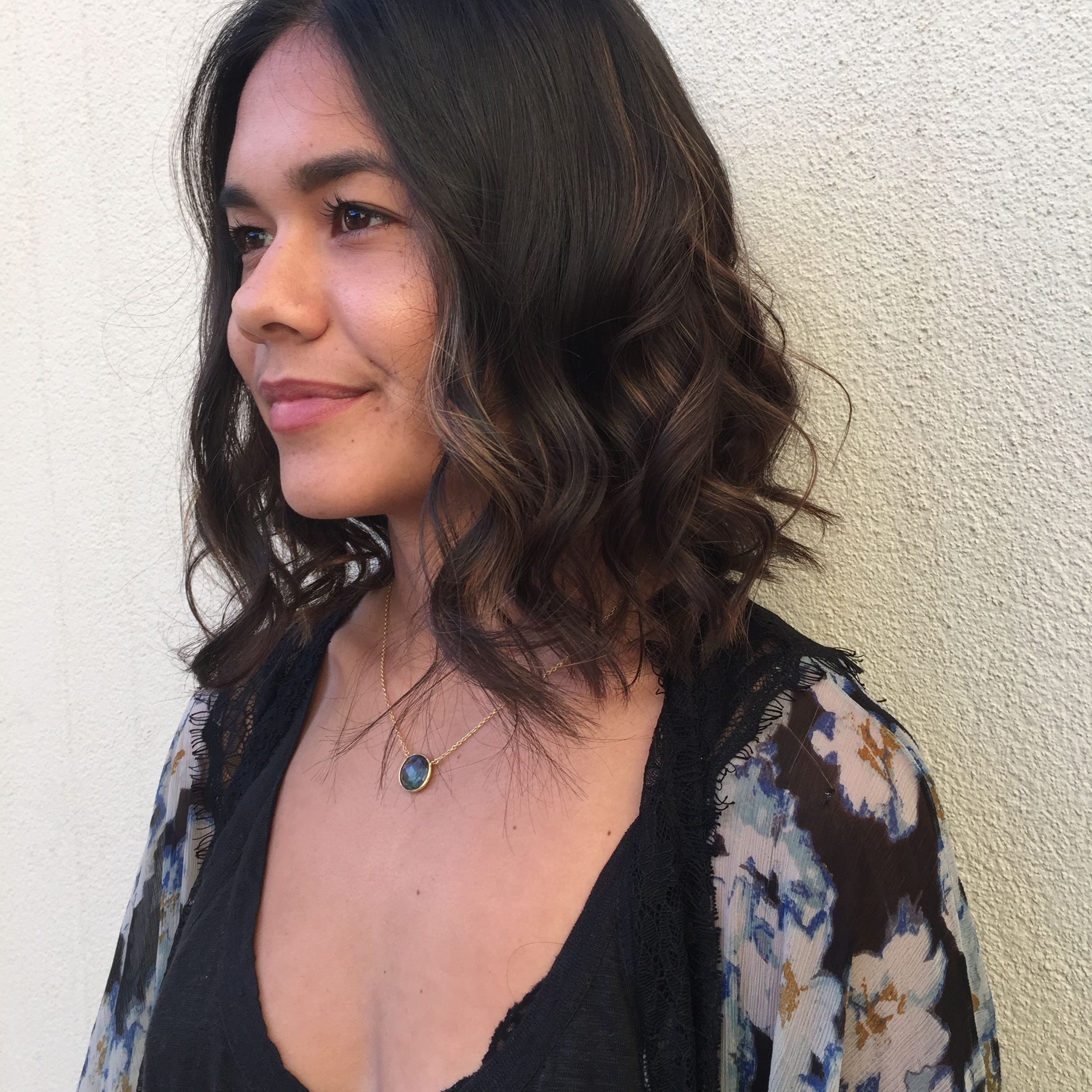 Wavy Lob with Beachy Texture