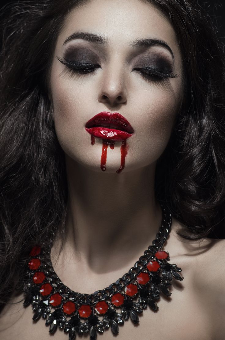 Glamorous Vampire