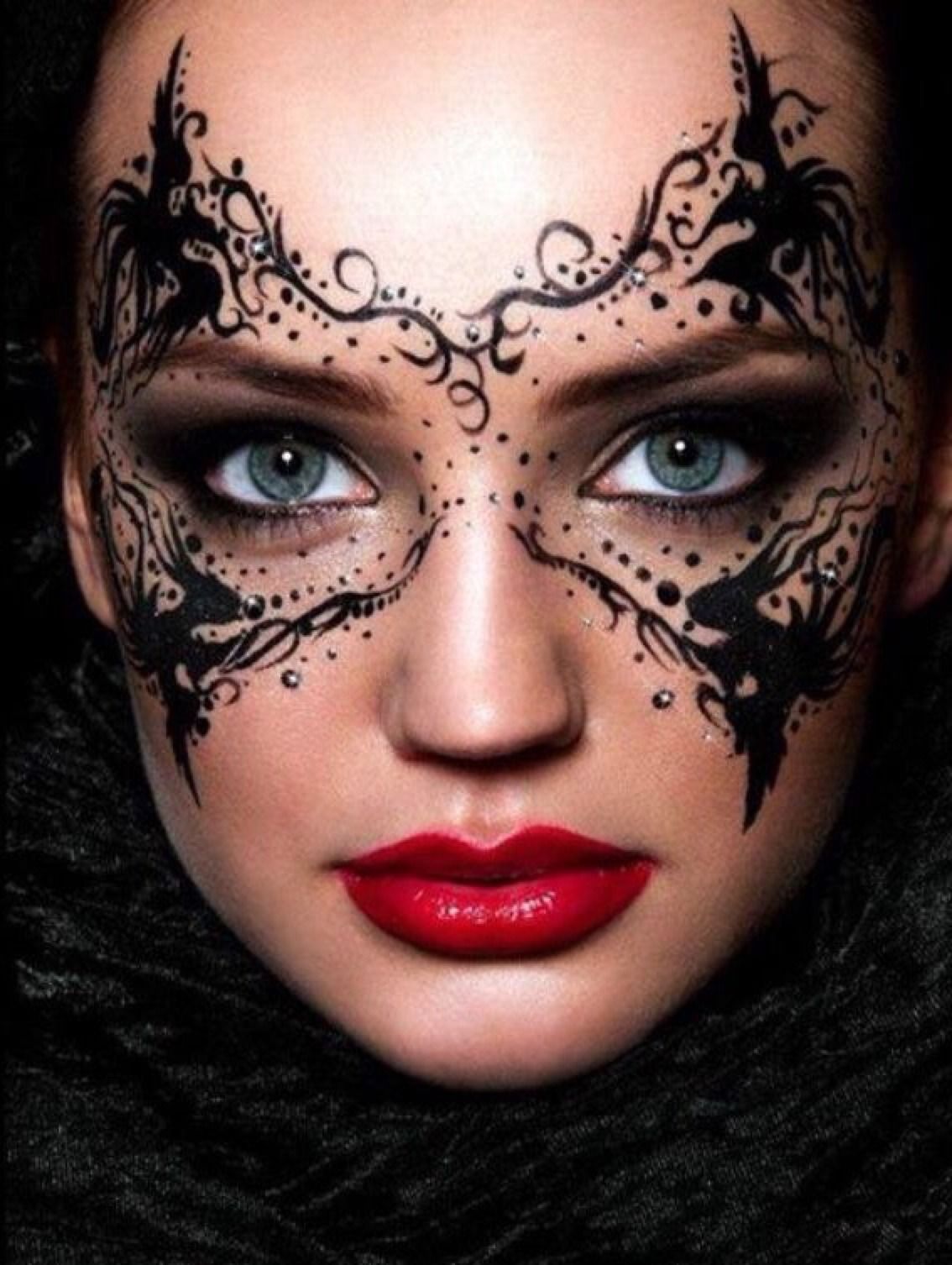 Masquerade mask Makeup For Halloween 