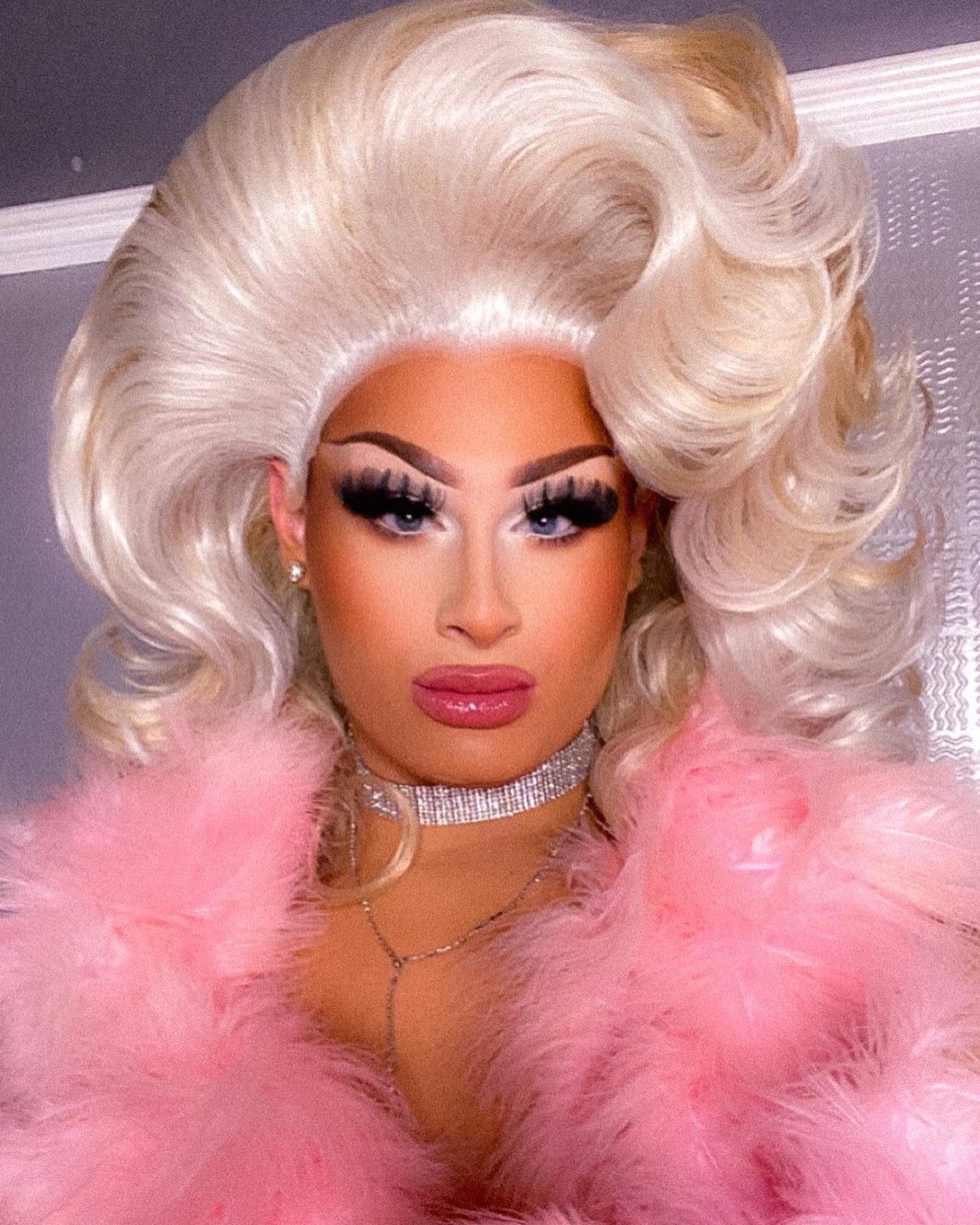 Drag Queen Hairstyles - 25 Fierce Drag Hair styling Ideas