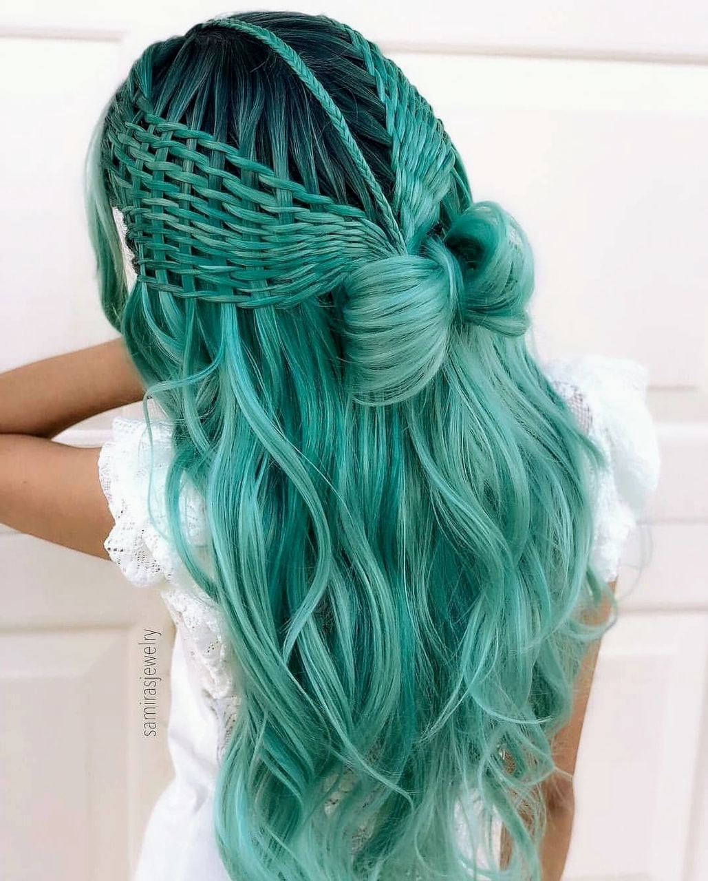 mermaid hairstyle 