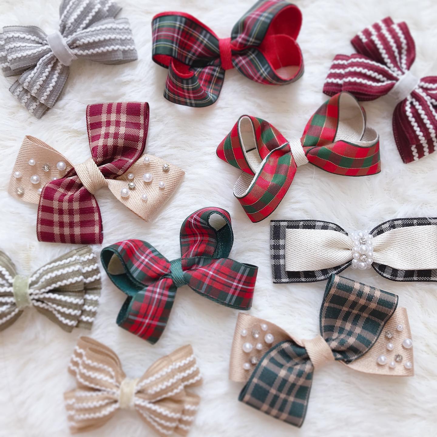  Cute Christmas Bows 