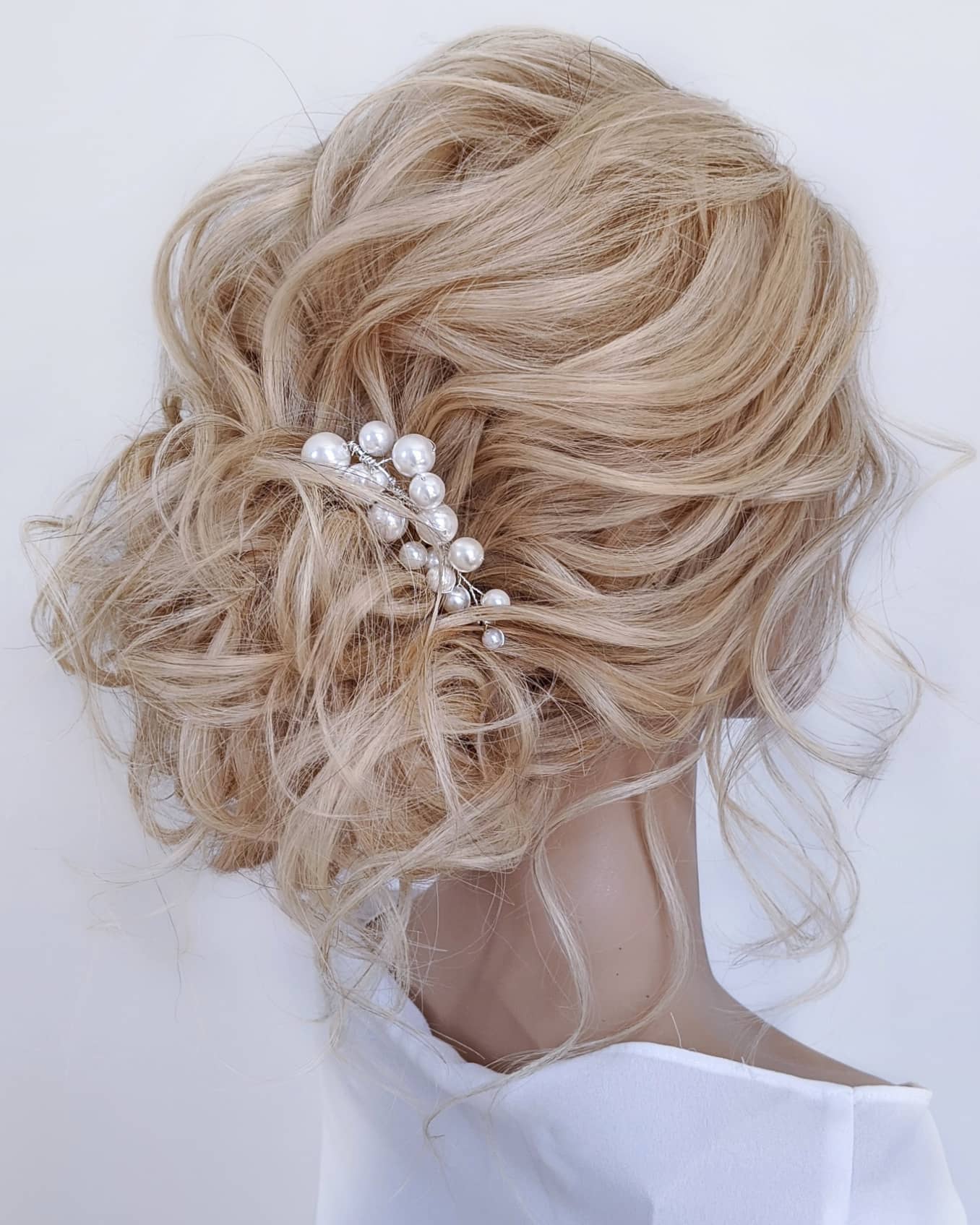 Pearly Textured Bun 