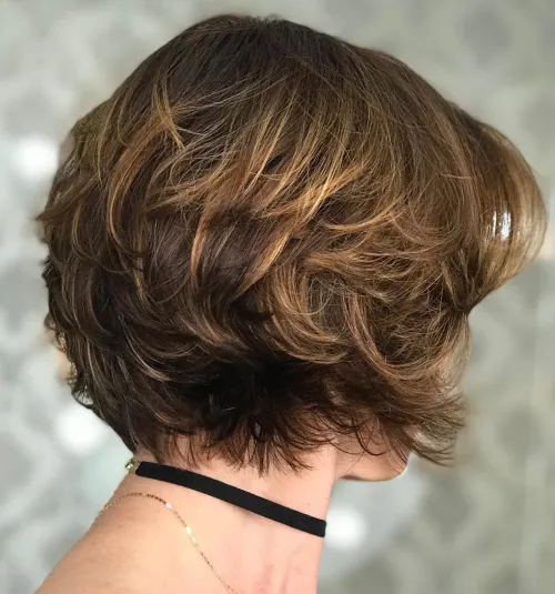 Nape-length Voluminous and Layered Bob