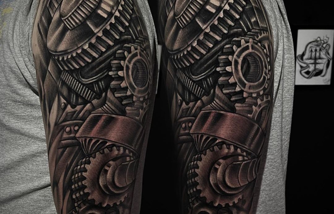 Biomechanical Tattoos