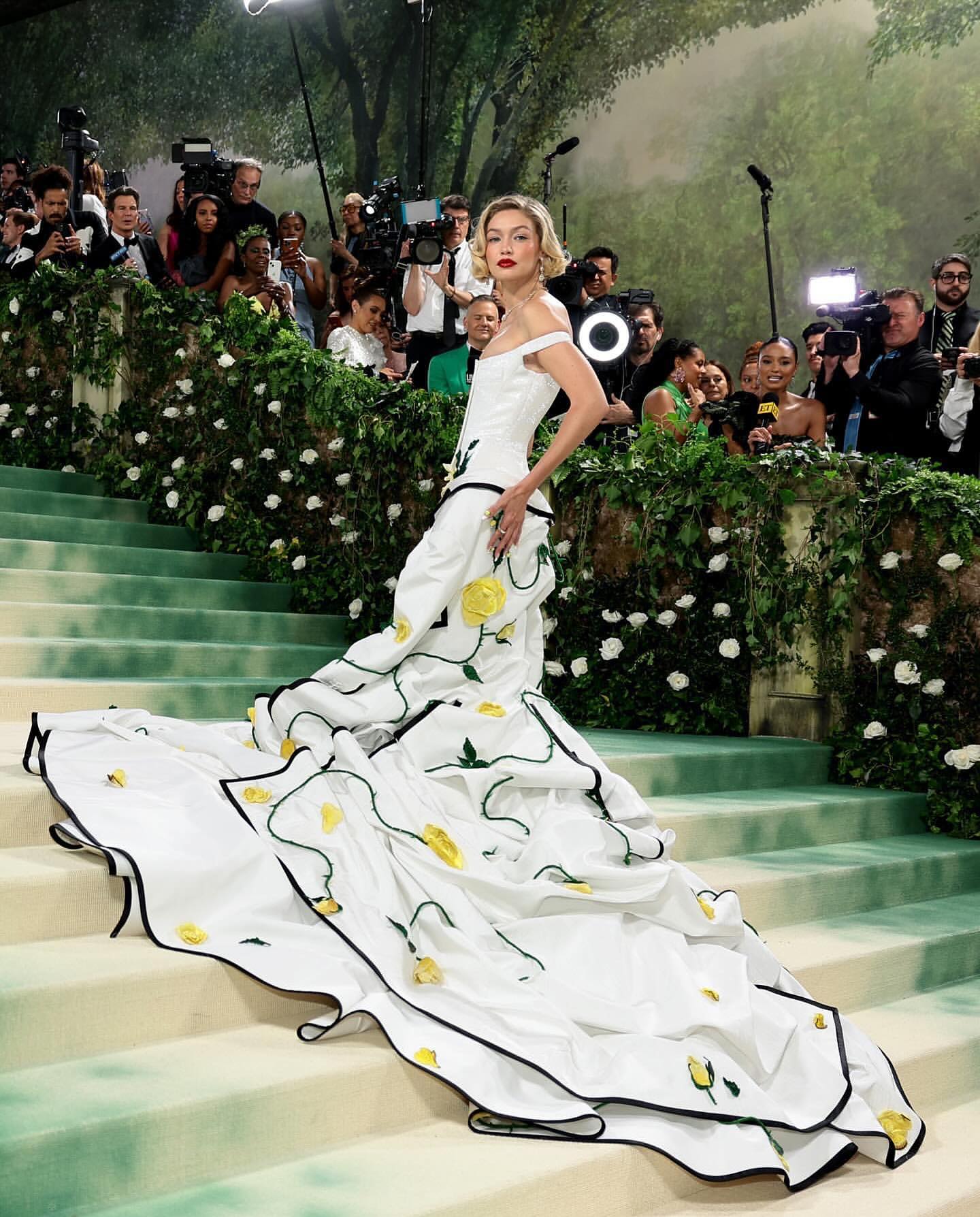 gigi hadid met gala 