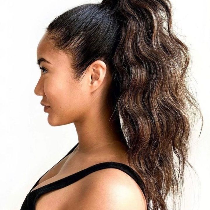 High Wavy Ponytail 